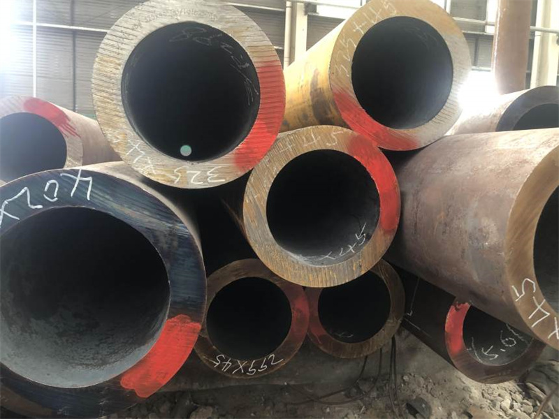 大囗徑厚壁無縫鋼管